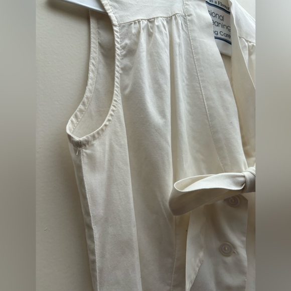 House of Haute Elena Blouse in Cream - Picture 5 of 7